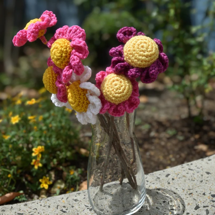 Alison Thompson Crochet Daisy Digital Pattern - Image 3