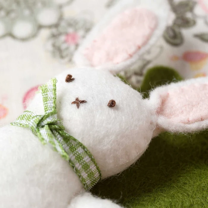 Corinne Lapierre Bunny in Carrot Bed Felt Craft Mini Kit - Image 3