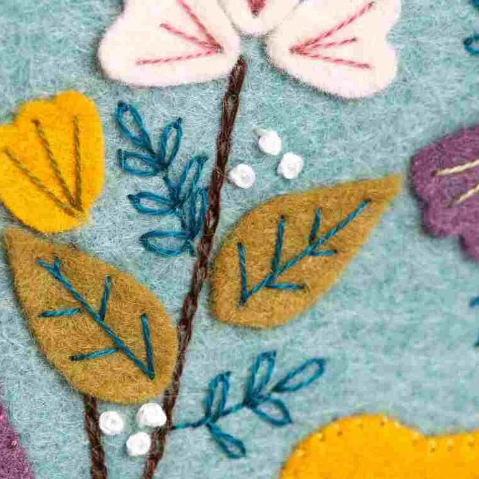 Corinne Lapierre Dawn Chorus Felt Appliqué Hoop Kit - Image 2