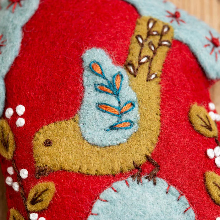 Corinne Lapierre Folk Birdhouse Felt Craft Mini Kit - Image 4