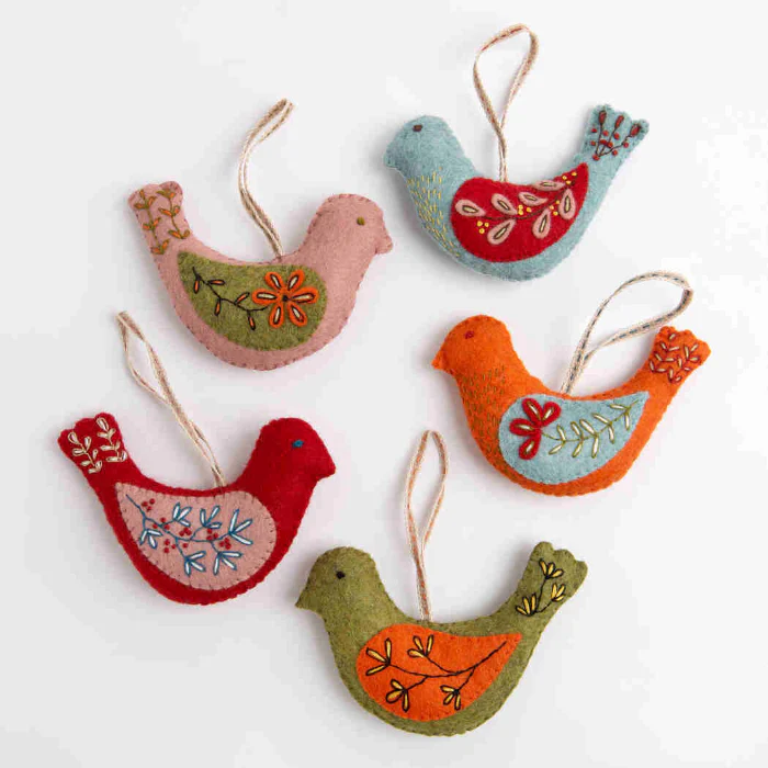 Corinne Lapierre Folk Birds Felt Craft Kit - Image 7
