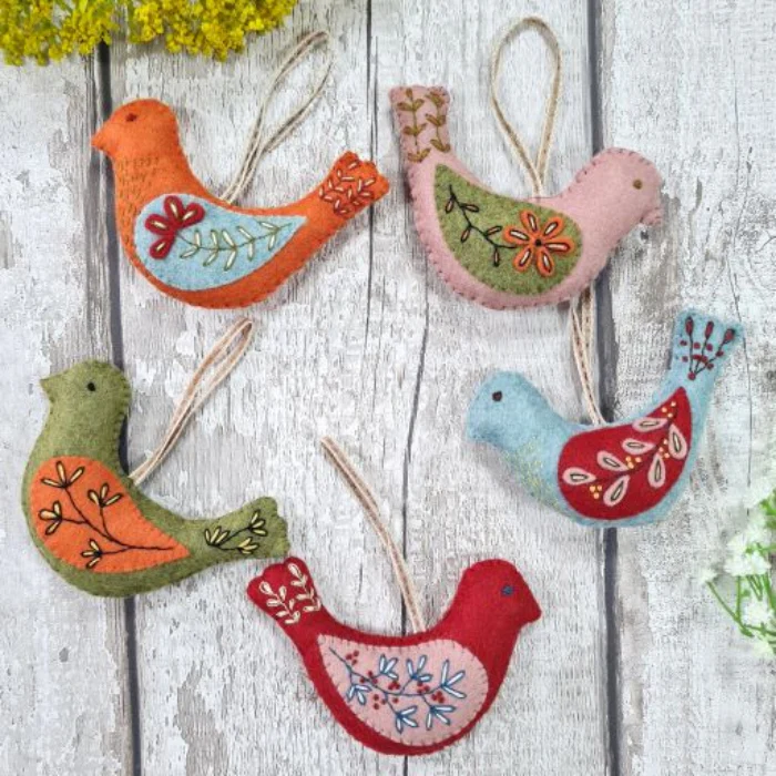 Corinne Lapierre Folk Birds Felt Craft Kit - Image 8