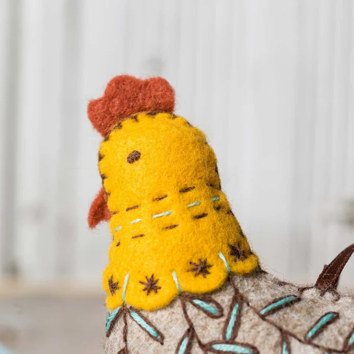 Corinne Lapierre French Hen Felt Craft Mini Kit - Image 3
