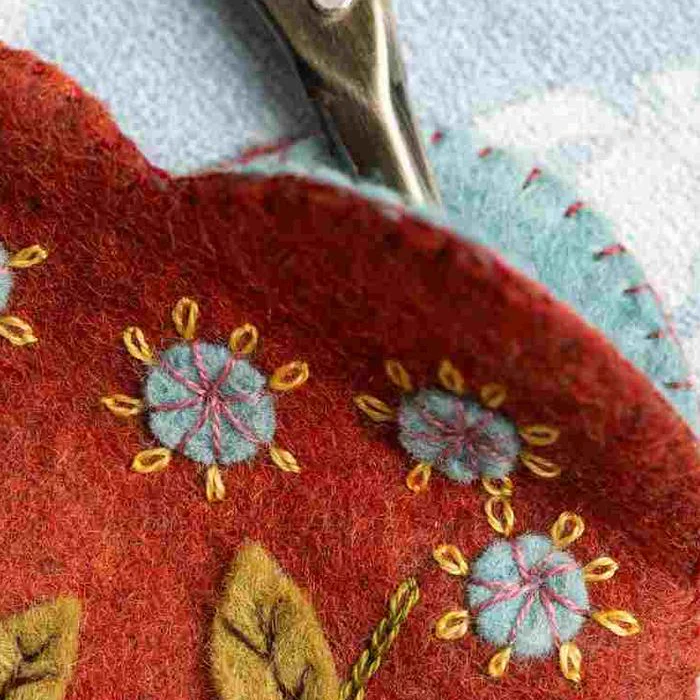 Corinne Lapierre Embroidered Scissors Pouch and Pin Cushion Felt Craft Mini Kit - Image 3