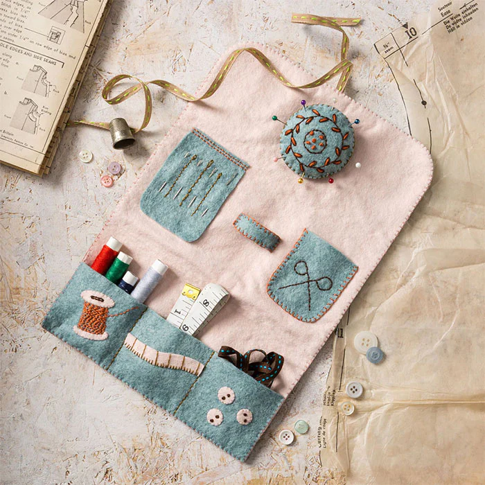Corinne Lapierre Sewing Roll Felt Craft Kit - Image 2