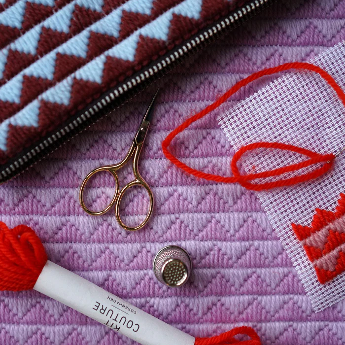 Kit Couture Uunartoq Embroidery Pencil Case Kit - Image 6