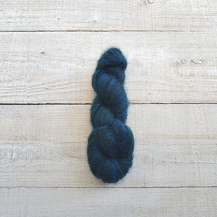 Manos Del Uruguay Cabrito 2 Ply - Image 8