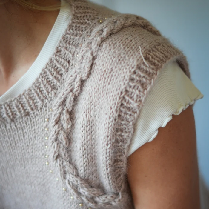 Pope Knits Braided Lines Vest Digital Pattern - Image 3