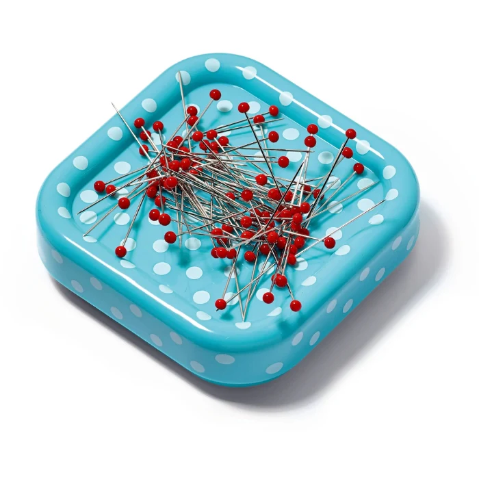 Prym Love Magnetic Pin Cushion With Pins - Image 3