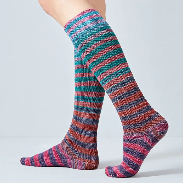 Urth Uneek Sock 4 Ply - Image 11