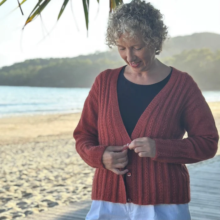 Vera Loves Knitting Noosa Cardigan Digital Pattern - Image 3