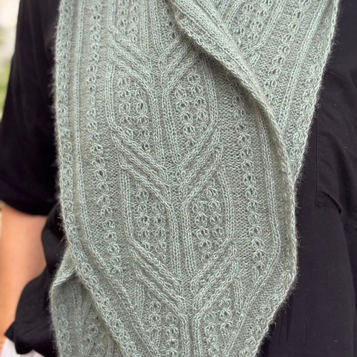 Vera Loves Knitting Noosa Scarf Digital Pattern - Image 5